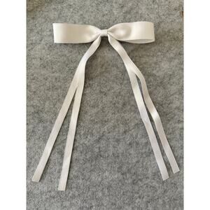 SHASHI REVOLVE NWOT The Girlie Bow Satin White Preppy Cottagecore Fairycoree